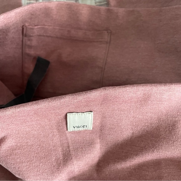 VUORI Clean Elevation Performance Legging pink size large - Picture 11 of 16